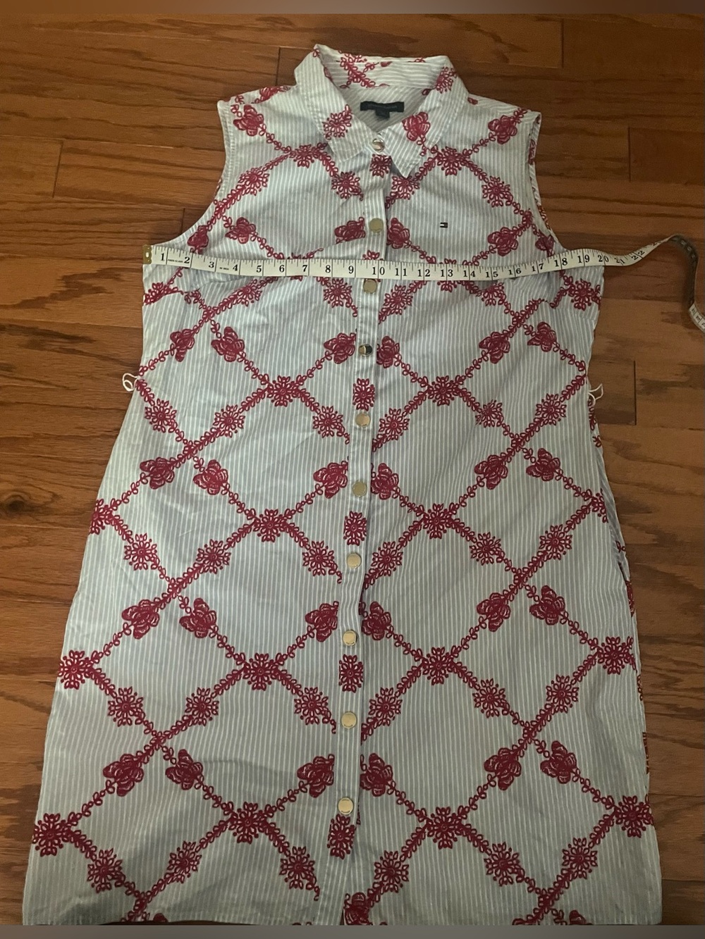 Tommy Hilfiger Blue White Pinstripe Red Embroidered Sleeveless Shirt Dress Sz 10 - Picture 8 of 11